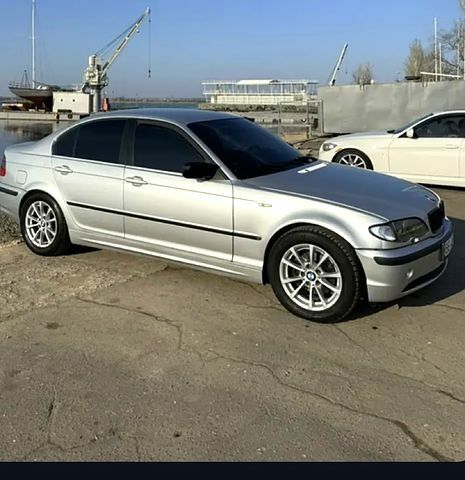 Серый БМВ 3 Серия, объемом двигателя 2.2 л и пробегом 303 тыс. км за 4700 $, фото 1 на Automoto.ua