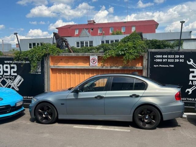 Серый БМВ 3 Серия, объемом двигателя 2 л и пробегом 294 тыс. км за 7500 $, фото 1 на Automoto.ua