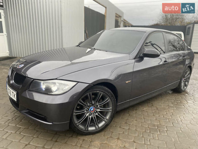 Серый БМВ 3 Серия, объемом двигателя 2 л и пробегом 310 тыс. км за 7550 $, фото 1 на Automoto.ua