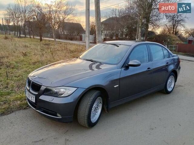 Серый БМВ 3 Серия, объемом двигателя 2 л и пробегом 240 тыс. км за 7000 $, фото 1 на Automoto.ua