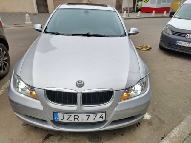 Серый БМВ 3 Серия, объемом двигателя 2 л и пробегом 337 тыс. км за 3100 $, фото 1 на Automoto.ua