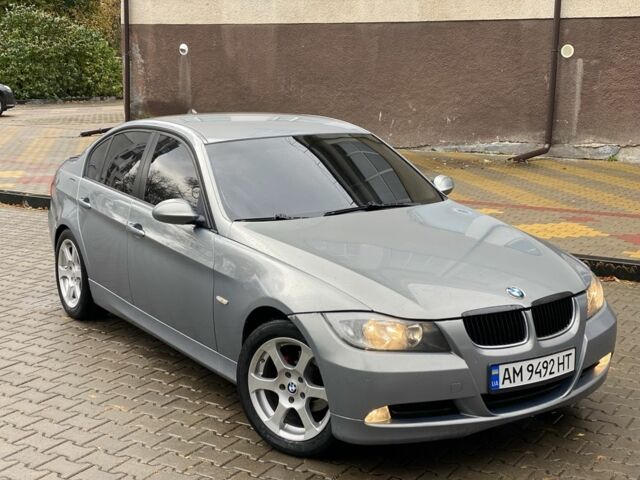 Сірий БМВ 3 Серія, об'ємом двигуна 2 л та пробігом 230 тис. км за 5750 $, фото 1 на Automoto.ua