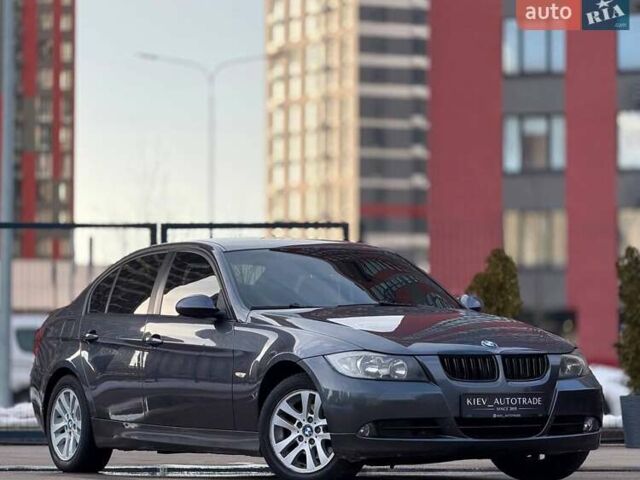 Серый БМВ 3 Серия, объемом двигателя 2 л и пробегом 299 тыс. км за 5900 $, фото 1 на Automoto.ua