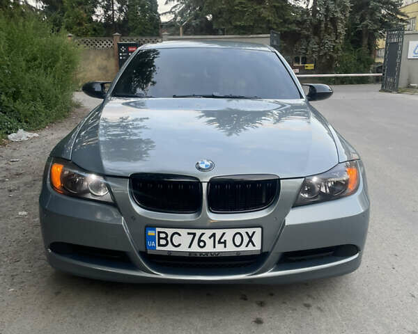 Серый БМВ 3 Серия, объемом двигателя 2 л и пробегом 246 тыс. км за 7800 $, фото 1 на Automoto.ua