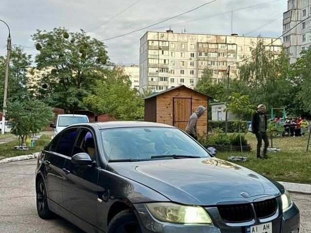 Серый БМВ 3 Серия, объемом двигателя 2 л и пробегом 300 тыс. км за 5400 $, фото 1 на Automoto.ua