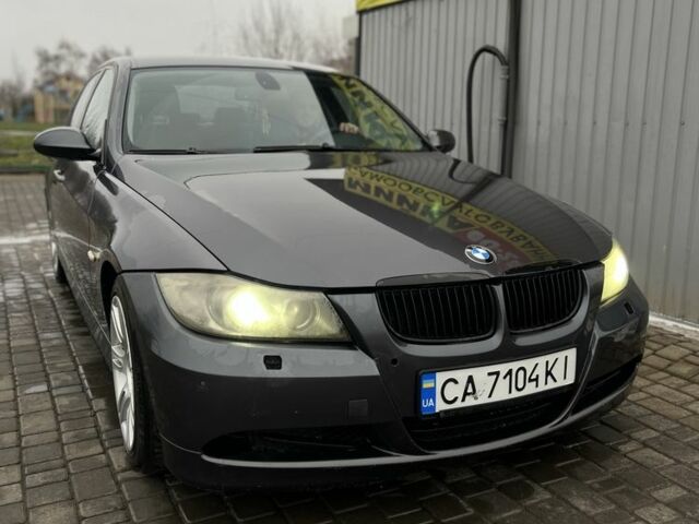 Сірий БМВ 3 Серія, об'ємом двигуна 2 л та пробігом 525 тис. км за 4000 $, фото 1 на Automoto.ua