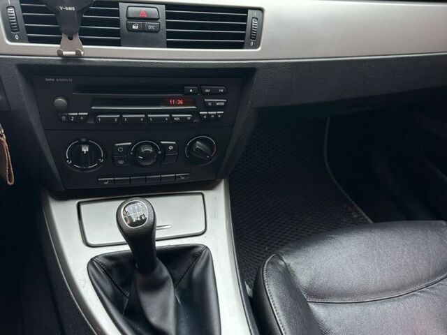 Сірий БМВ 3 Серія, об'ємом двигуна 2 л та пробігом 1 тис. км за 7600 $, фото 1 на Automoto.ua