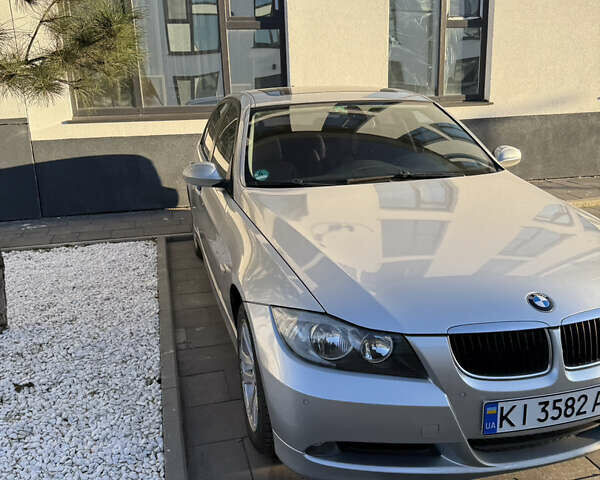 Серый БМВ 3 Серия, объемом двигателя 2 л и пробегом 222 тыс. км за 7300 $, фото 1 на Automoto.ua