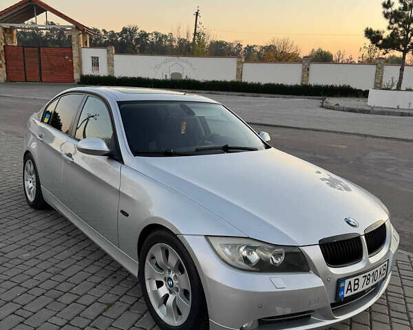 Серый БМВ 3 Серия, объемом двигателя 2 л и пробегом 239 тыс. км за 7000 $, фото 1 на Automoto.ua