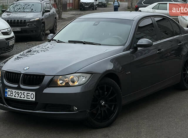 Серый БМВ 3 Серия, объемом двигателя 2 л и пробегом 256 тыс. км за 7500 $, фото 1 на Automoto.ua