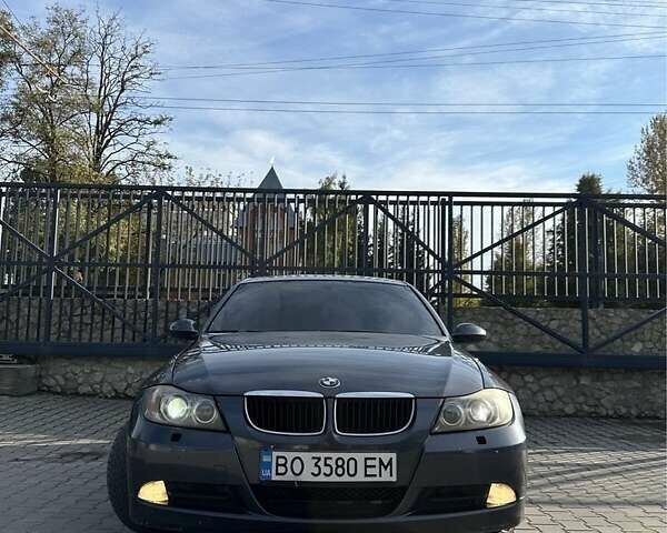 Серый БМВ 3 Серия, объемом двигателя 2 л и пробегом 260 тыс. км за 5850 $, фото 1 на Automoto.ua