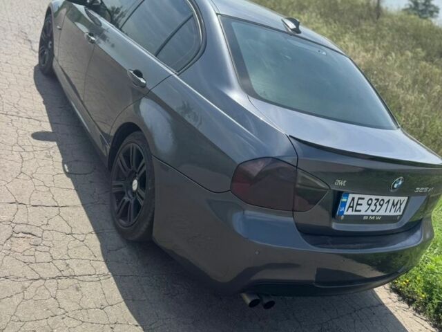 Сірий БМВ 3 Серія, об'ємом двигуна 2.5 л та пробігом 326 тис. км за 7000 $, фото 1 на Automoto.ua