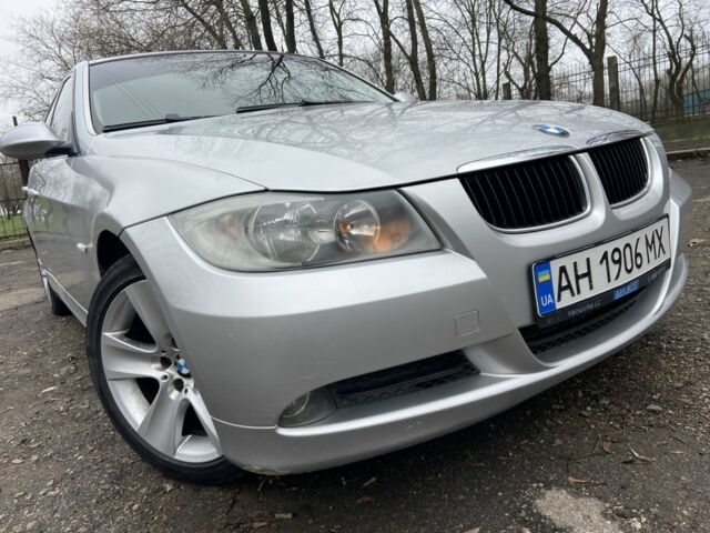 Серый БМВ 3 Серия, объемом двигателя 2 л и пробегом 335 тыс. км за 5850 $, фото 1 на Automoto.ua