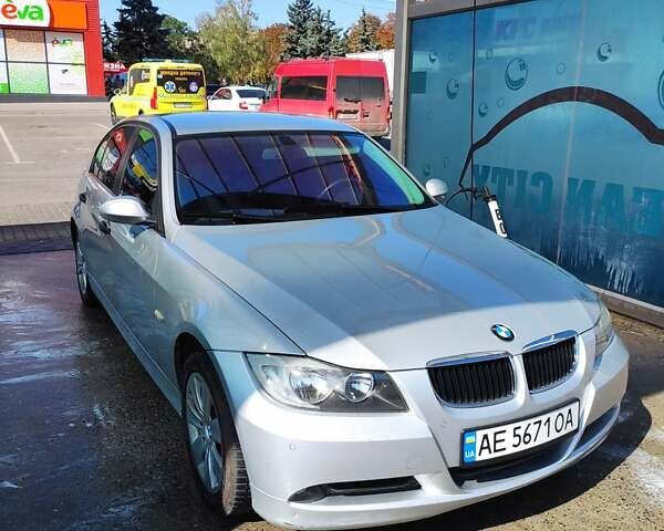Сірий БМВ 3 Серія, об'ємом двигуна 2 л та пробігом 190 тис. км за 7200 $, фото 1 на Automoto.ua