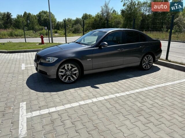 Сірий БМВ 3 Серія, об'ємом двигуна 2 л та пробігом 320 тис. км за 8500 $, фото 1 на Automoto.ua