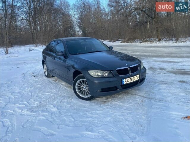 Серый БМВ 3 Серия, объемом двигателя 2 л и пробегом 260 тыс. км за 5600 $, фото 1 на Automoto.ua