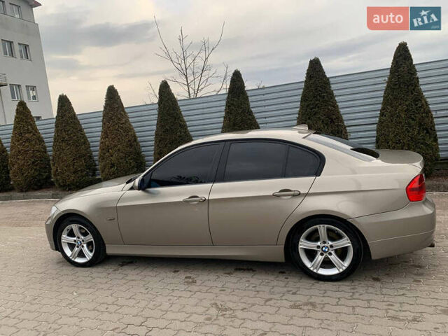Серый БМВ 3 Серия, объемом двигателя 2 л и пробегом 260 тыс. км за 7200 $, фото 1 на Automoto.ua