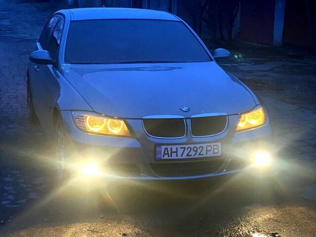 Сірий БМВ 3 Серія, об'ємом двигуна 2 л та пробігом 300 тис. км за 7499 $, фото 1 на Automoto.ua
