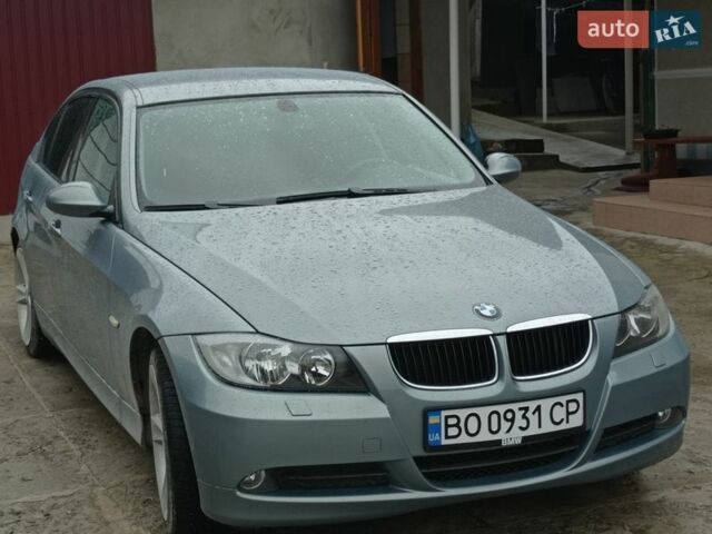 Серый БМВ 3 Серия, объемом двигателя 2 л и пробегом 400 тыс. км за 6000 $, фото 1 на Automoto.ua
