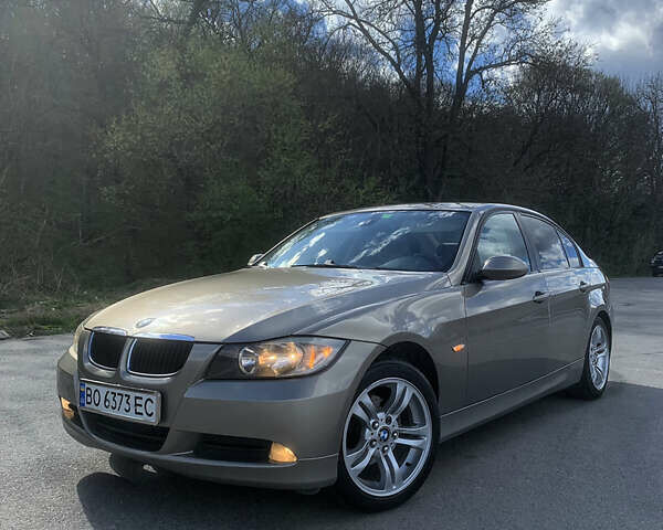 Серый БМВ 3 Серия, объемом двигателя 2 л и пробегом 340 тыс. км за 6600 $, фото 1 на Automoto.ua