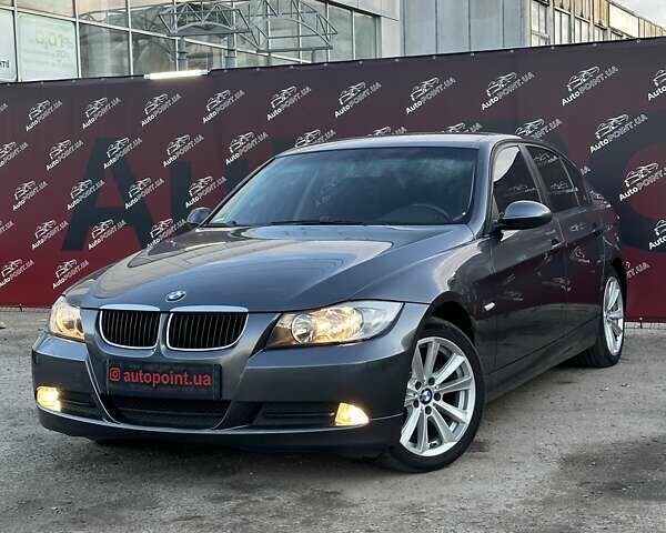 Серый БМВ 3 Серия, объемом двигателя 2 л и пробегом 251 тыс. км за 7300 $, фото 1 на Automoto.ua