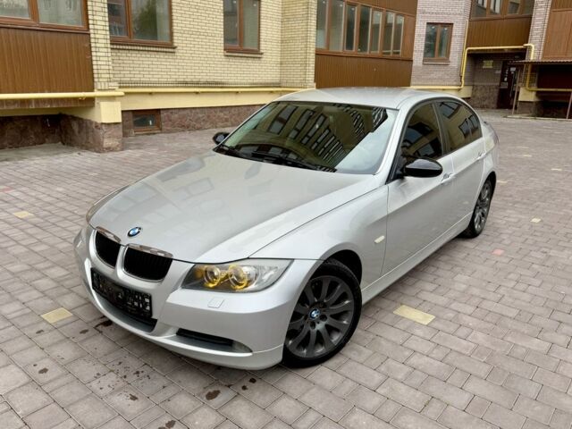 Серый БМВ 3 Серия, объемом двигателя 2 л и пробегом 212 тыс. км за 6299 $, фото 1 на Automoto.ua