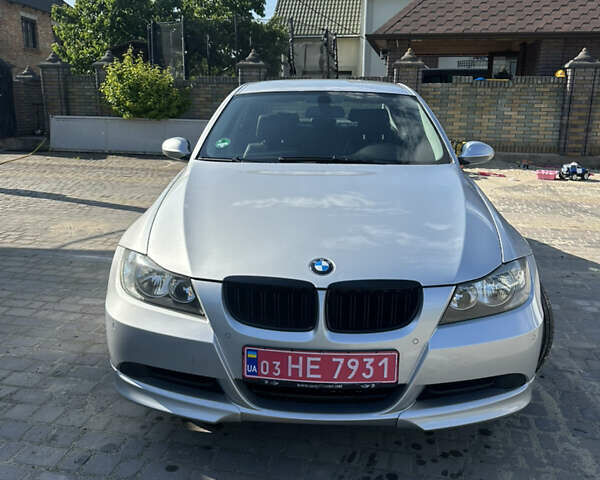 Сірий БМВ 3 Серія, об'ємом двигуна 2 л та пробігом 265 тис. км за 6700 $, фото 1 на Automoto.ua