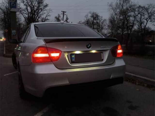 Серый БМВ 3 Серия, объемом двигателя 2 л и пробегом 330 тыс. км за 8300 $, фото 1 на Automoto.ua