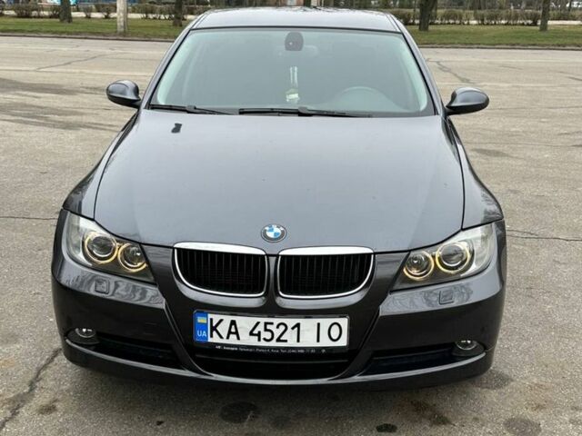 Серый БМВ 3 Серия, объемом двигателя 2 л и пробегом 219 тыс. км за 8500 $, фото 1 на Automoto.ua