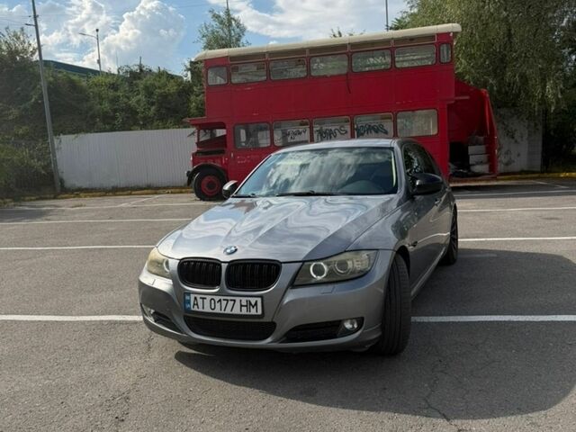 Сірий БМВ 3 Серія, об'ємом двигуна 2 л та пробігом 259 тис. км за 8000 $, фото 1 на Automoto.ua