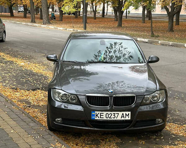 Сірий БМВ 3 Серія, об'ємом двигуна 2 л та пробігом 218 тис. км за 8500 $, фото 1 на Automoto.ua