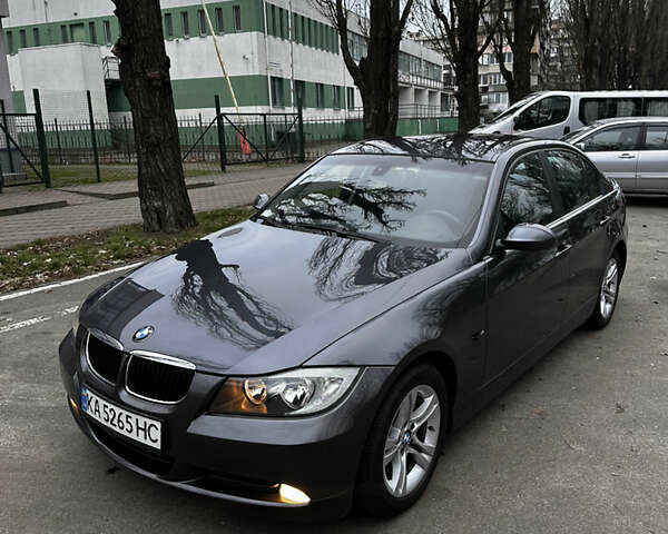 Сірий БМВ 3 Серія, об'ємом двигуна 2 л та пробігом 325 тис. км за 7900 $, фото 1 на Automoto.ua
