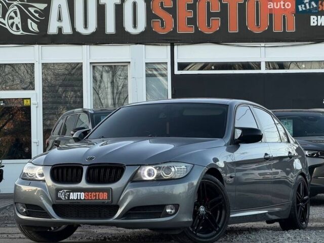 Серый БМВ 3 Серия, объемом двигателя 2 л и пробегом 370 тыс. км за 9500 $, фото 1 на Automoto.ua