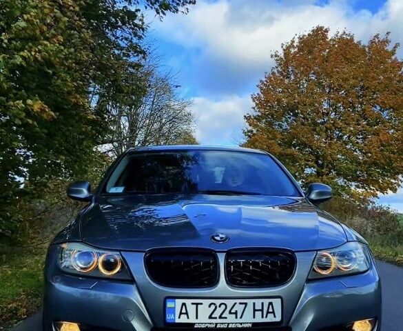БМВ 3 Серия 2009 в Бурштыне на Automoto.ua Серый БМВ 3 Серия, объемом двигателя 2 л и пробегом 180 тыс. км за 8700 $, фото 1 на Automoto.ua