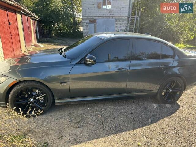 Серый БМВ 3 Серия, объемом двигателя 2.98 л и пробегом 197 тыс. км за 12200 $, фото 1 на Automoto.ua