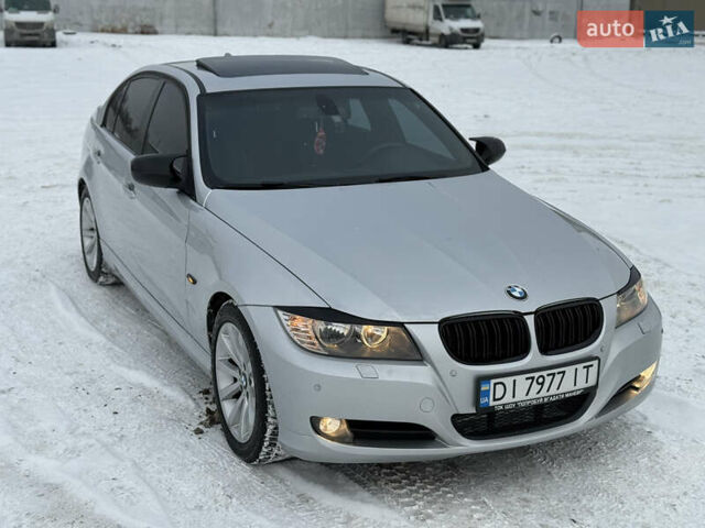 Серый БМВ 3 Серия, объемом двигателя 3 л и пробегом 196 тыс. км за 8600 $, фото 1 на Automoto.ua