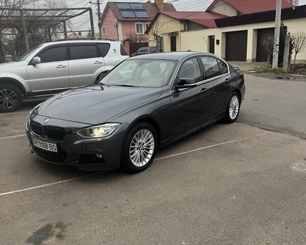 Сірий БМВ 3 Серія, об'ємом двигуна 2 л та пробігом 220 тис. км за 12800 $, фото 1 на Automoto.ua