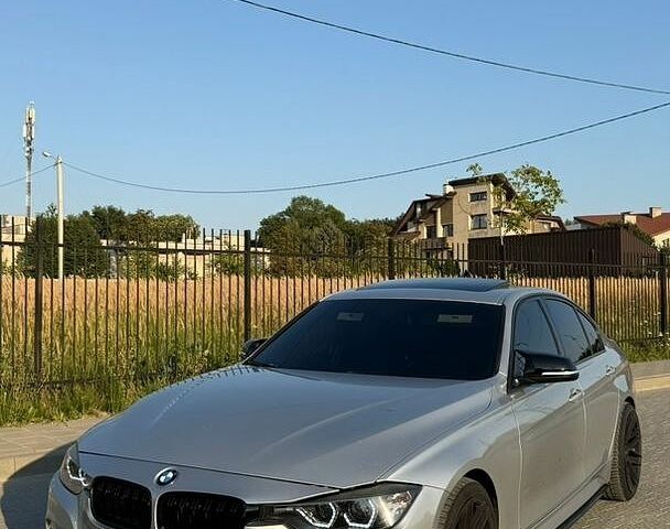 Серый БМВ 3 Серия, объемом двигателя 2 л и пробегом 245 тыс. км за 14800 $, фото 1 на Automoto.ua