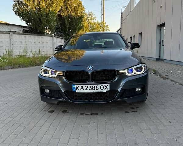 Серый БМВ 3 Серия, объемом двигателя 2 л и пробегом 196 тыс. км за 14300 $, фото 1 на Automoto.ua