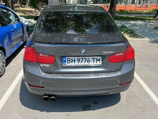 Сірий БМВ 3 Серія, об'ємом двигуна 2 л та пробігом 213 тис. км за 11000 $, фото 1 на Automoto.ua