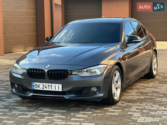 Серый БМВ 3 Серия, объемом двигателя 2 л и пробегом 287 тыс. км за 11500 $, фото 1 на Automoto.ua