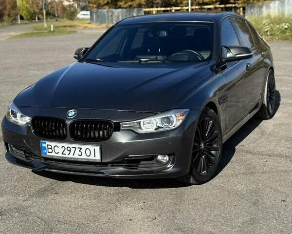 БМВ 3 Серия 2013 в Львове на Automoto.ua Серый БМВ 3 Серия, объемом двигателя 2 л и пробегом 238 тыс. км за 10700 $, фото 1 на Automoto.ua