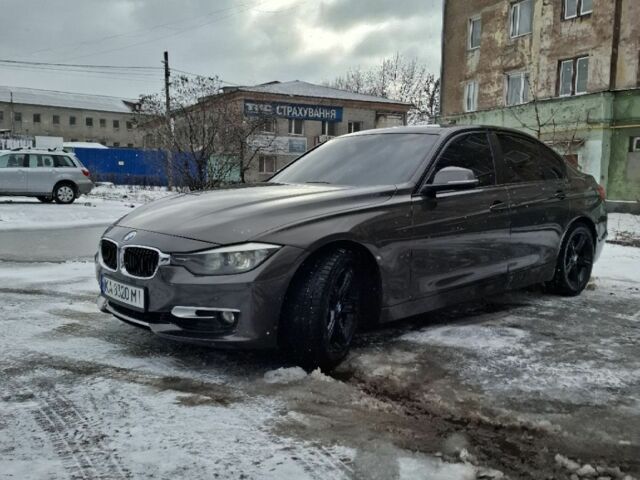 Серый БМВ 3 Серия, объемом двигателя 2 л и пробегом 200 тыс. км за 11800 $, фото 1 на Automoto.ua