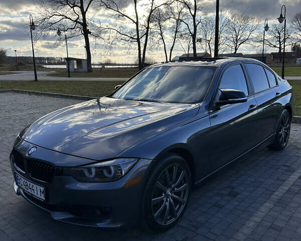 Серый БМВ 3 Серия, объемом двигателя 2 л и пробегом 203 тыс. км за 12800 $, фото 1 на Automoto.ua