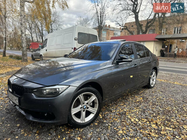 БМВ 3 Серія 2013 у Ромнах на Automoto.ua Сірий БМВ 3 Серія, об'ємом двигуна 2 л та пробігом 196 тис. км за 7500 $, фото 1 на Automoto.ua