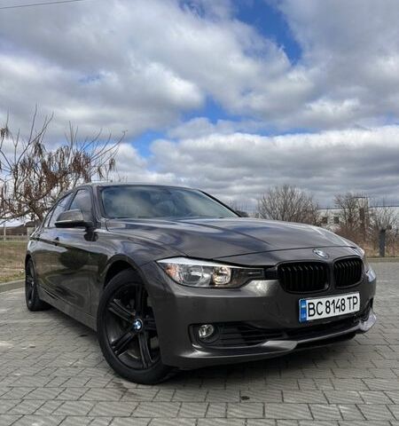 Сірий БМВ 3 Серія, об'ємом двигуна 2 л та пробігом 130 тис. км за 11000 $, фото 1 на Automoto.ua
