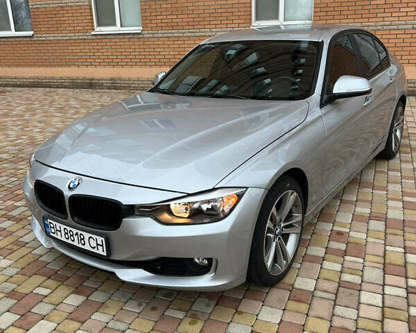 Серый БМВ 3 Серия, объемом двигателя 2 л и пробегом 180 тыс. км за 11000 $, фото 1 на Automoto.ua