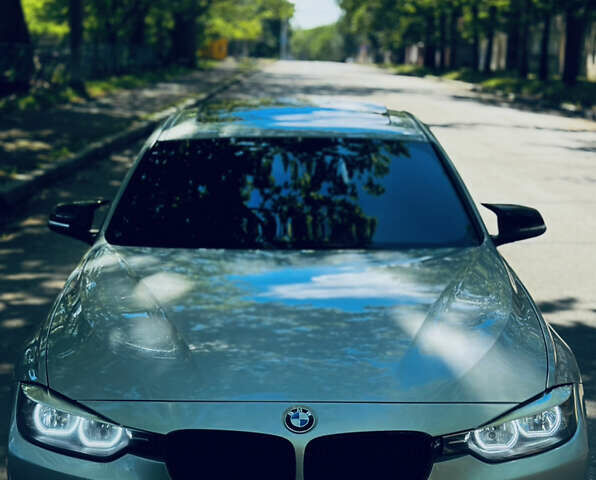 Сірий БМВ 3 Серія, об'ємом двигуна 2 л та пробігом 196 тис. км за 12499 $, фото 1 на Automoto.ua