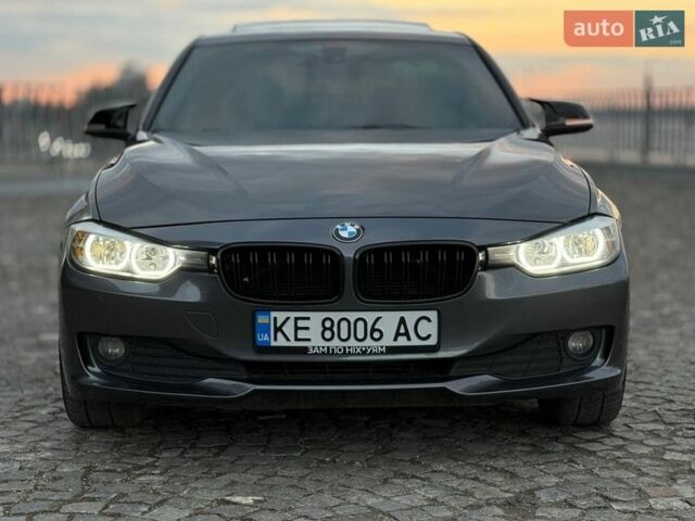 Серый БМВ 3 Серия, объемом двигателя 2 л и пробегом 330 тыс. км за 10800 $, фото 1 на Automoto.ua