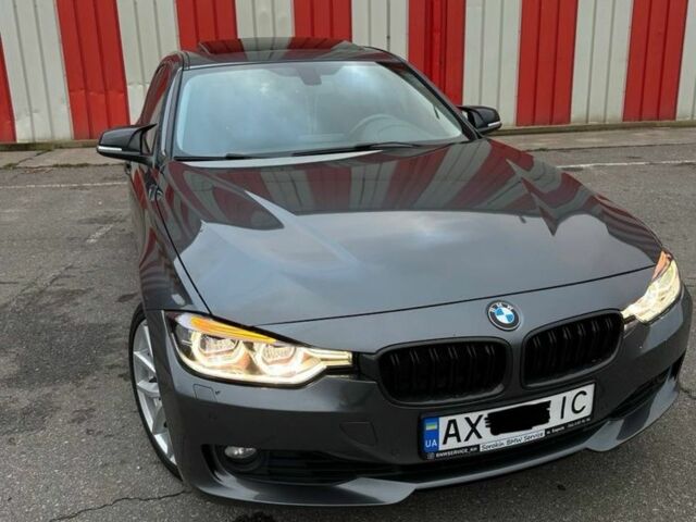 Серый БМВ 3 Серия, объемом двигателя 2 л и пробегом 330 тыс. км за 10999 $, фото 1 на Automoto.ua